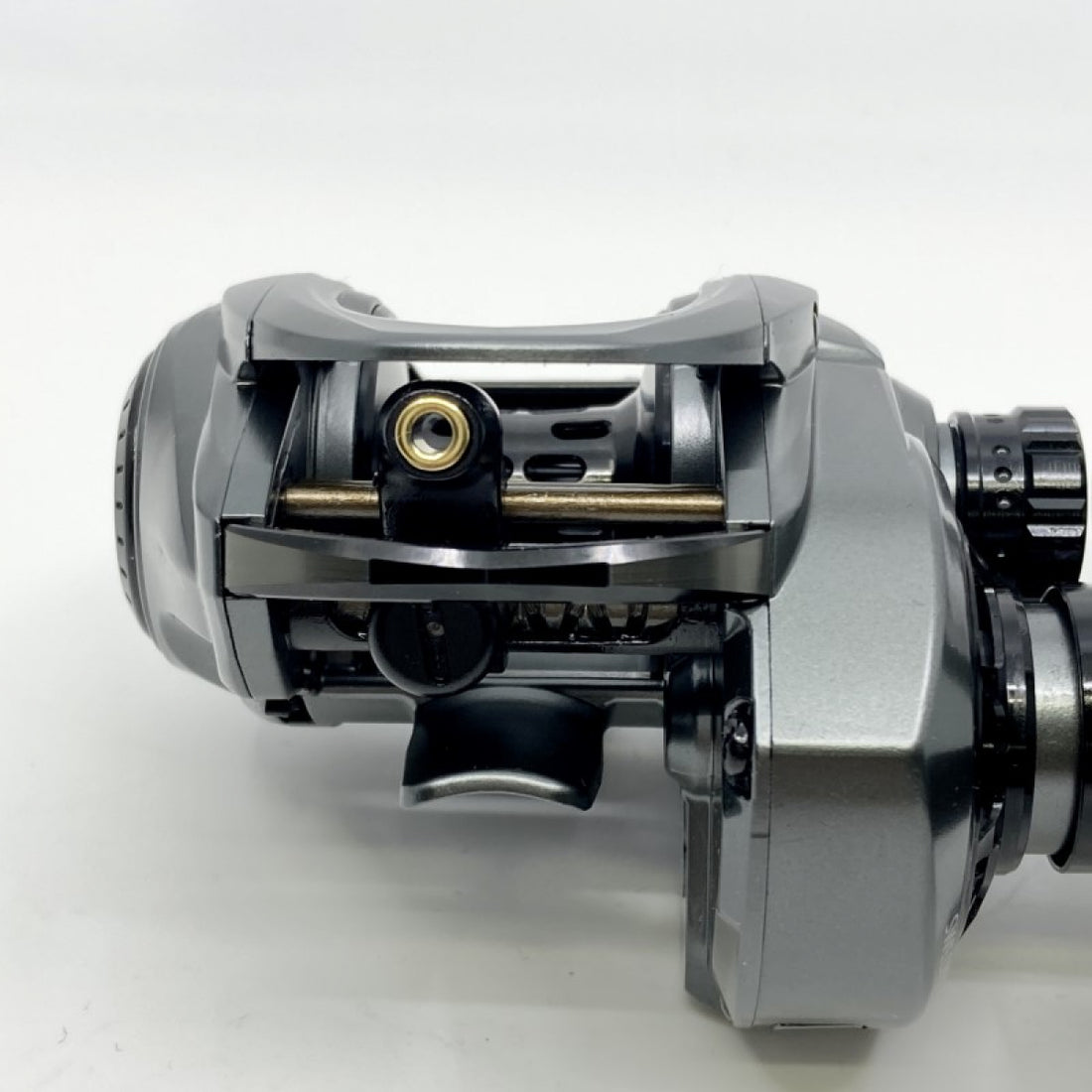 Abu Garcia ZENON BEAST 6-L Left Hand