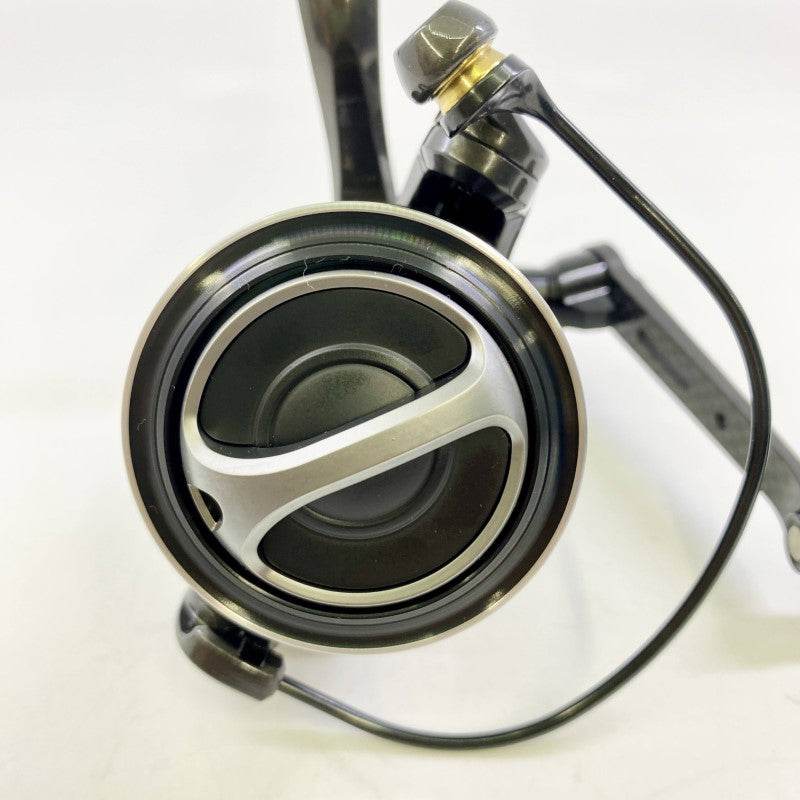 Abu Garcia REVO SP Rocket 4000S - Britannic Trade