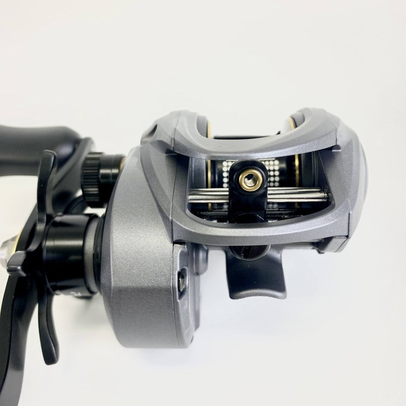 Abu Garcia REVO5 SX VOLTIQ HG Right Hand