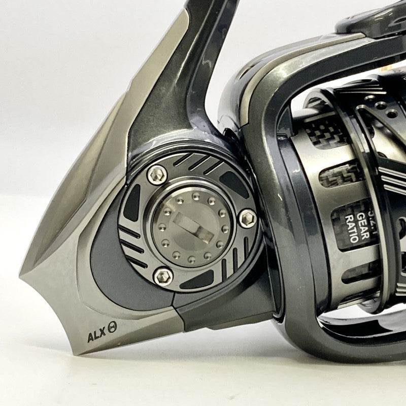 Abu Garcia Revo ALX THETA 2500SH - Britannic Trade