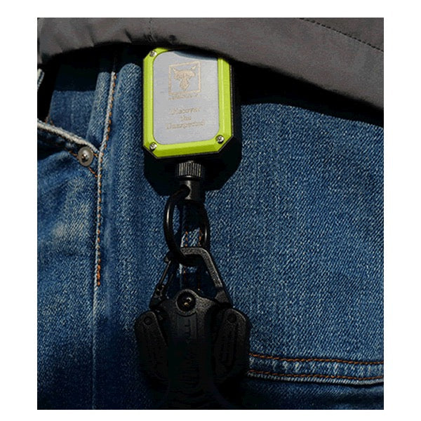 JACKALL CARABINER WIRE REEL 70cm Yellow