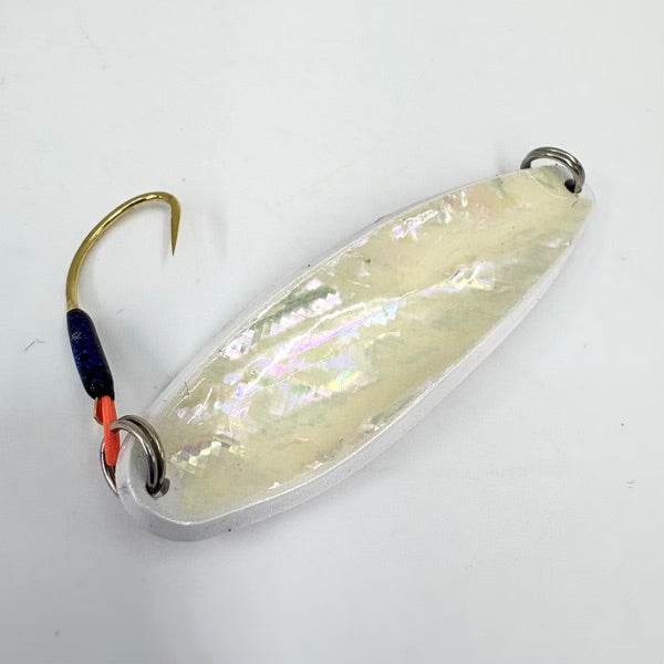 Art Fishing Shell River Dolphin 6.6g White Shell - Britannic Trade