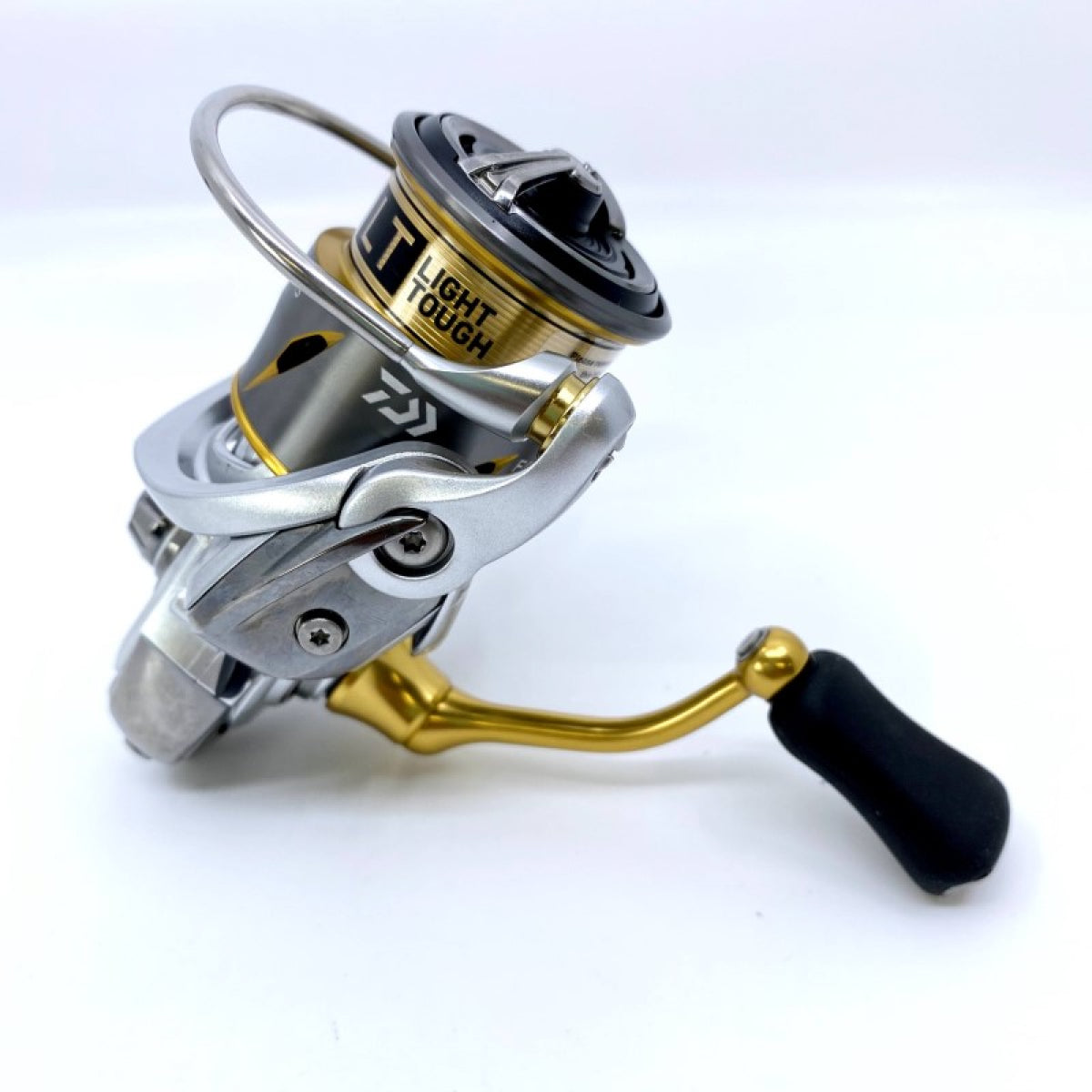 DAIWA 21 FREAMS FC LT 2000S-XH