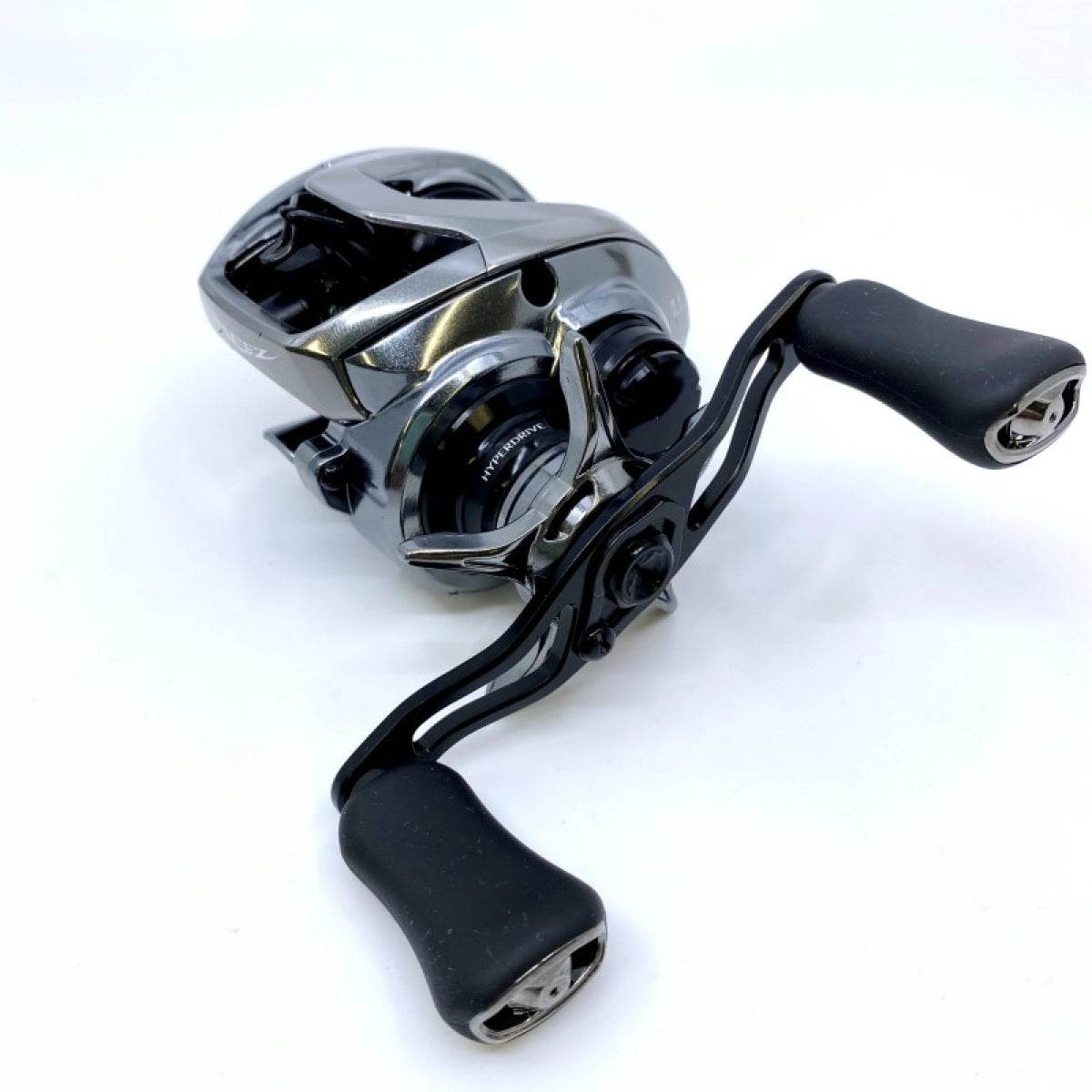 DAIWA 20 STEEZ LTD SV TW 1000HL - Britannic Trade