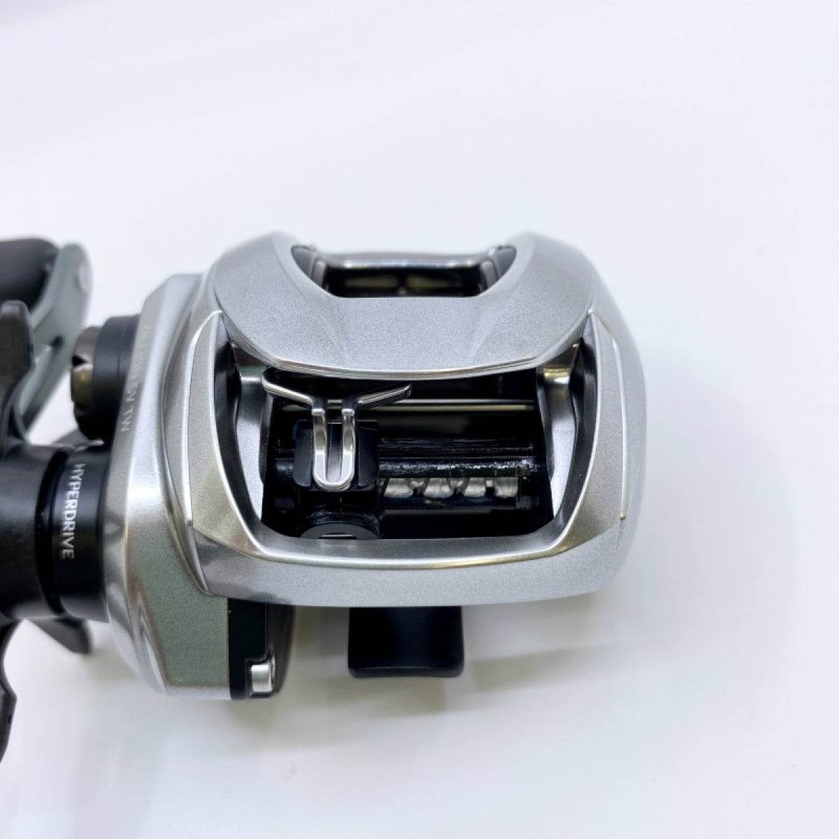 DAIWA 21 ZILLION SV TW 1000XH - Britannic Trade