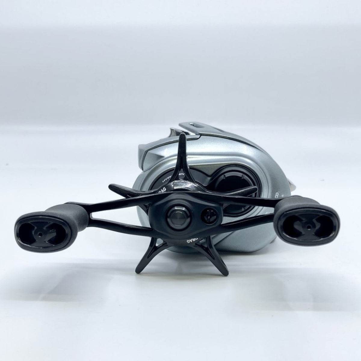 DAIWA 20 ALPHAS SV TW 800XHL - Britannic Trade