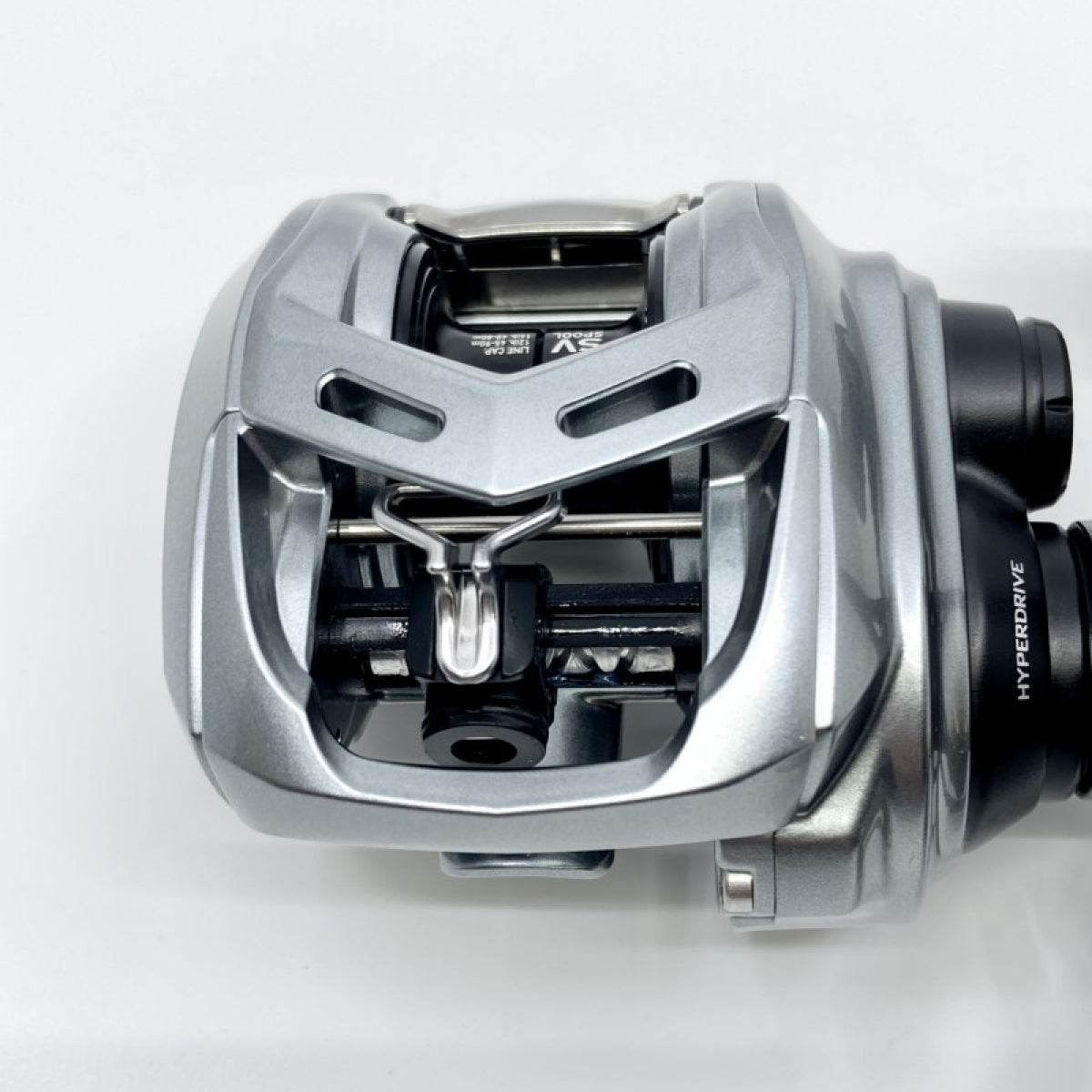 DAIWA 20 ALPHAS SV TW 800XHL - Britannic Trade