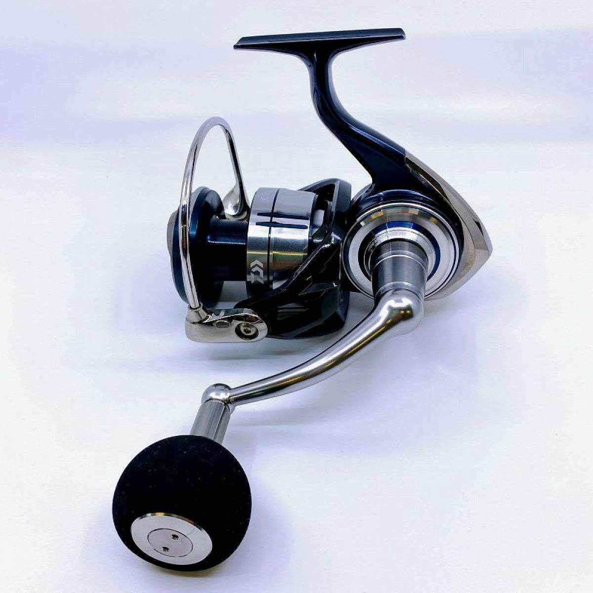 DAIWA 21 CERTATE SW 8000-P - Britannic Trade