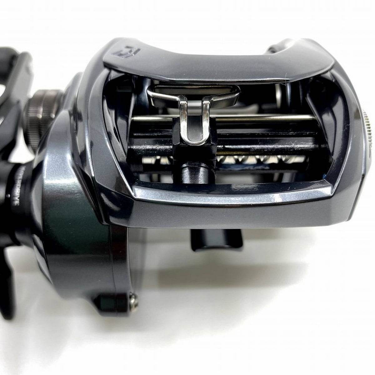 DAIWA 20 TATULA TW 400H - Britannic Trade