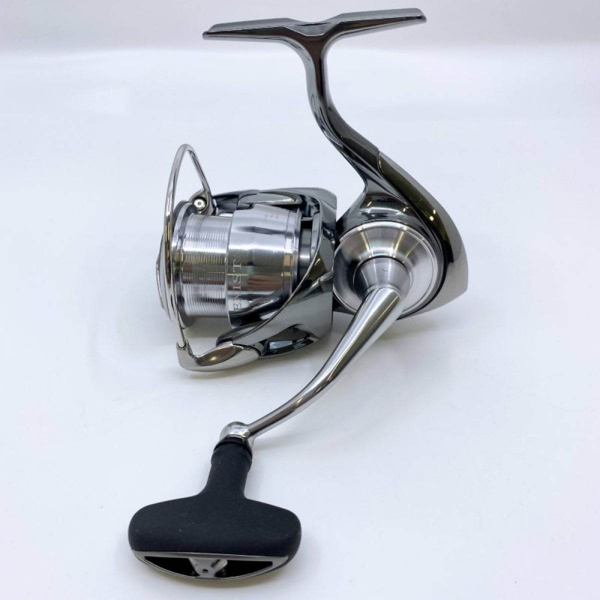 DAIWA 22 EXIST PC LT 2500 - Britannic Trade