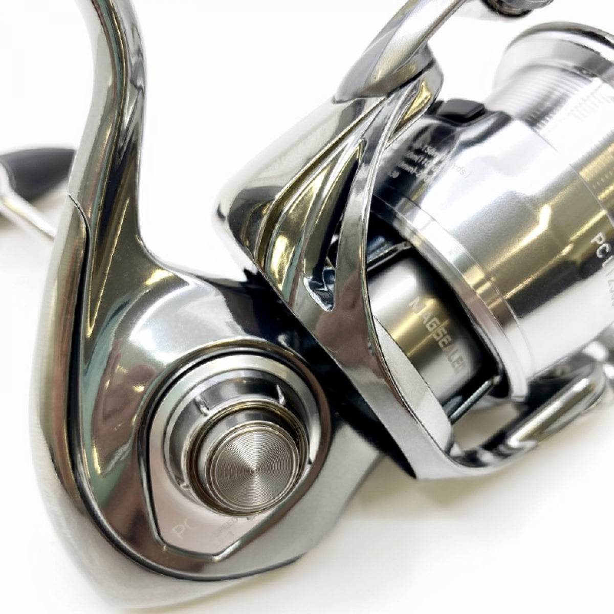 DAIWA 22 EXIST PC LT 2500 - Britannic Trade