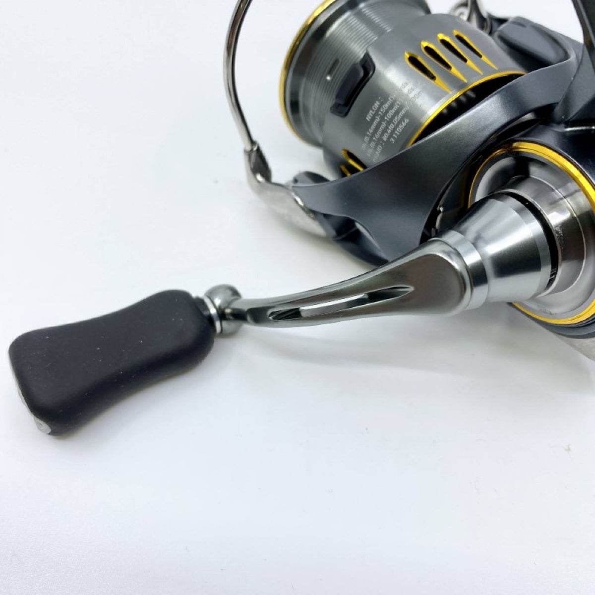 DAIWA 23 AIRITY LT2000S-P - Britannic Trade