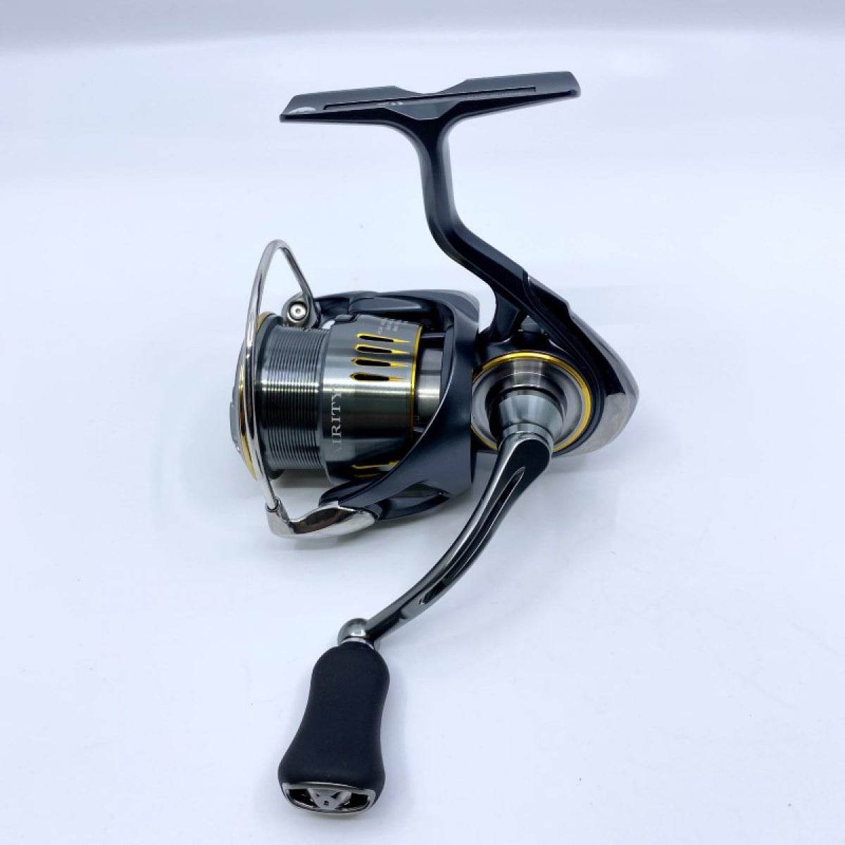 DAIWA 23 AIRITY LT2500S-XH - Britannic Trade