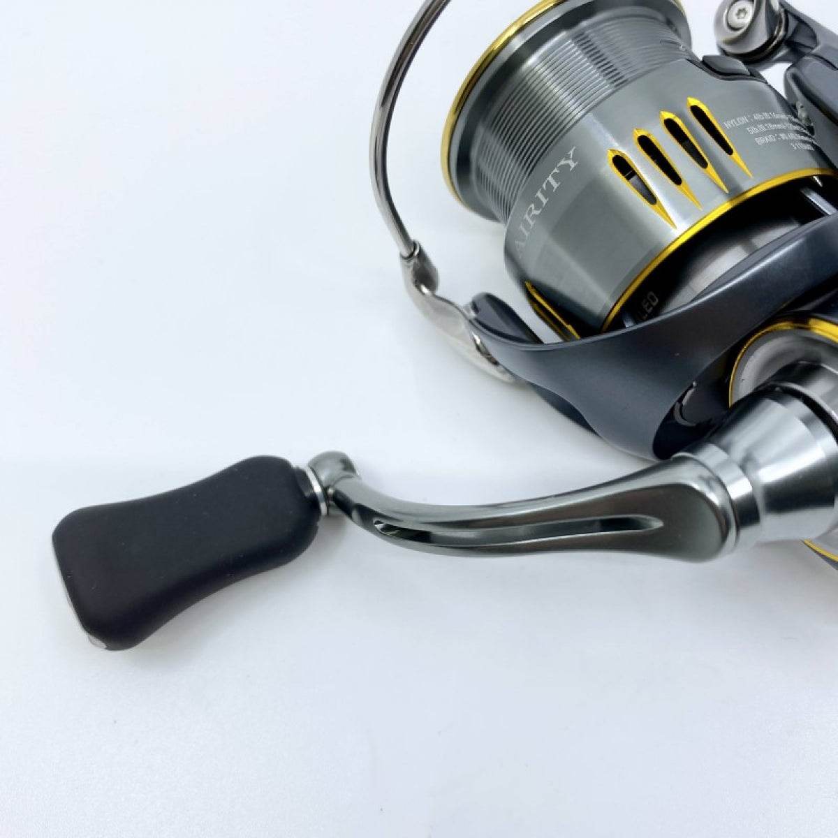 DAIWA 23 AIRITY LT2500S-XH - Britannic Trade
