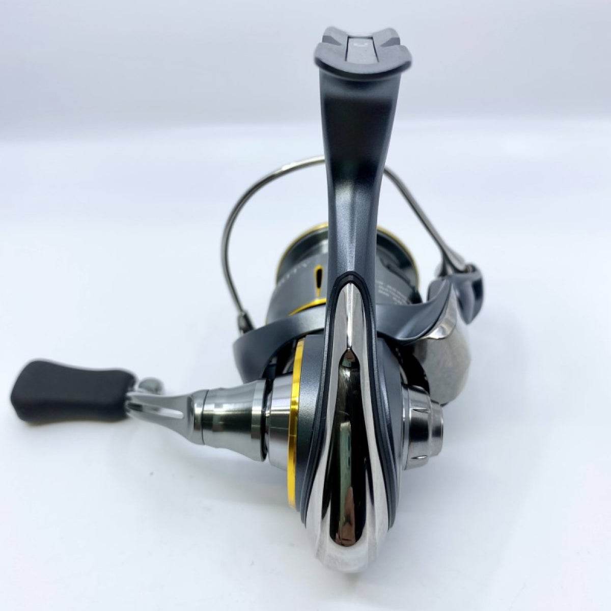 DAIWA 23 AIRITY PC LT2500 - Britannic Trade