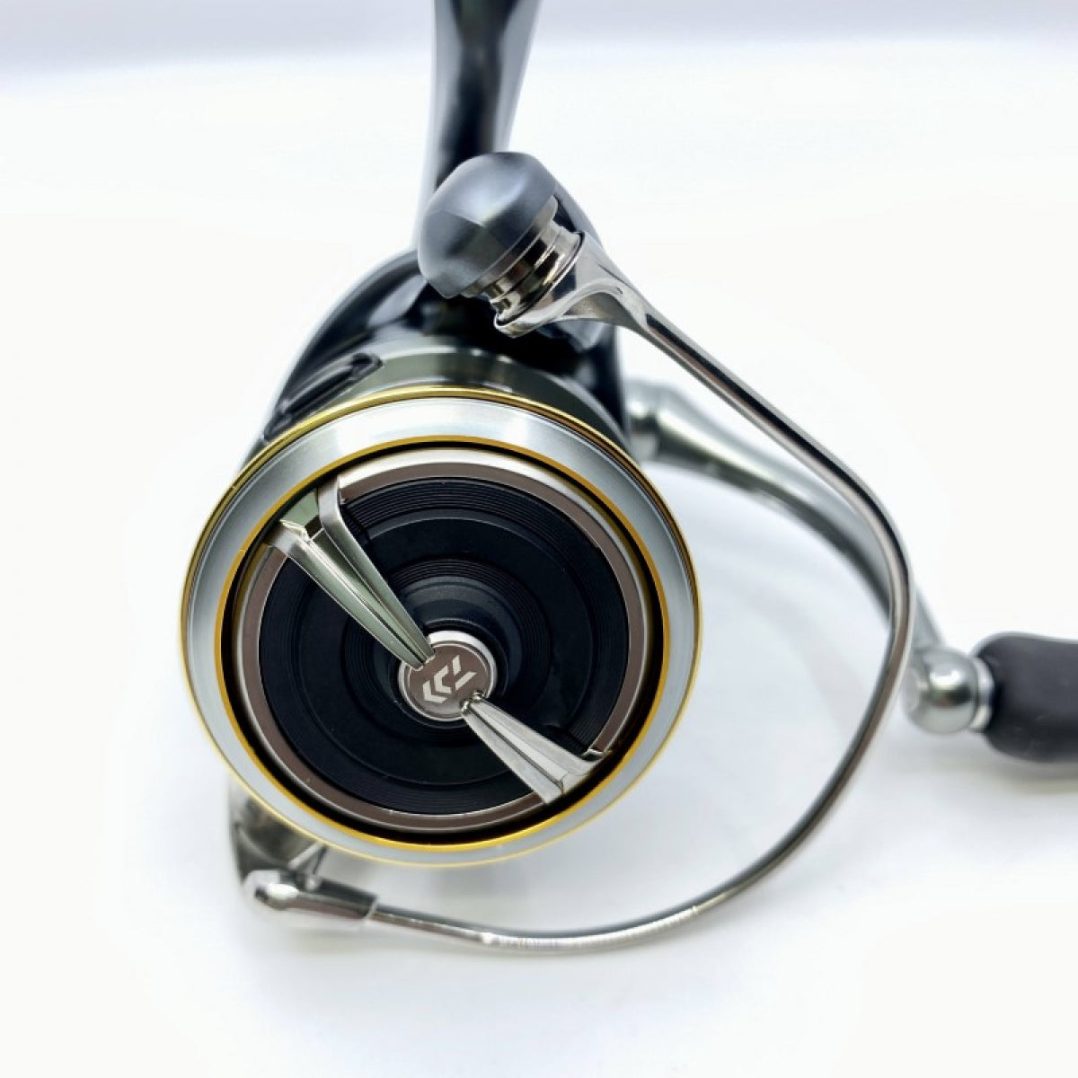 DAIWA 23 AIRITY PC LT2500