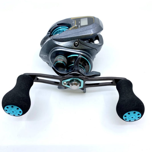 DAIWA 20 LIGHT SW X IC SS RIGHT fishing reel — photo 2