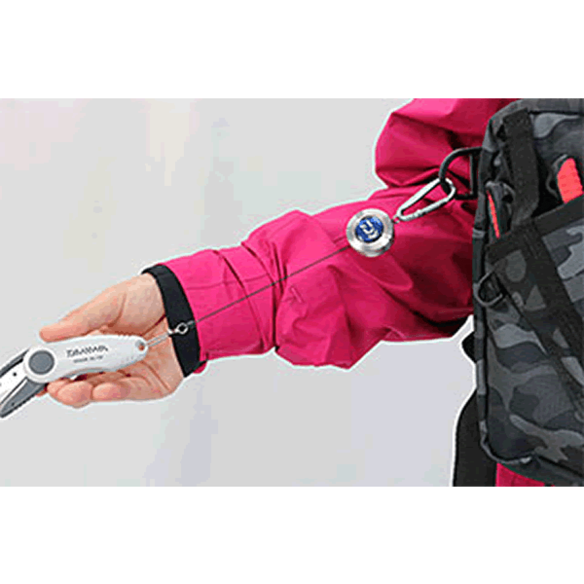 DAIWA CARABINER ON REEL 1000 Lead: 100cm RED - Britannic Trade