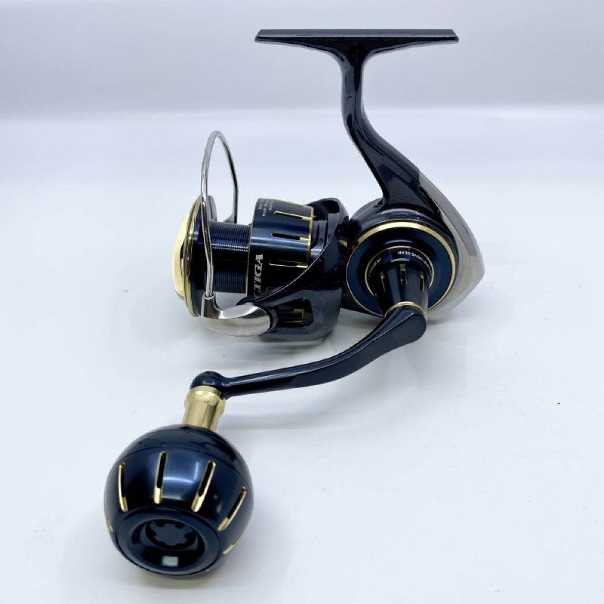 DAIWA 23 SALTIGA 4000-H - Britannic Trade