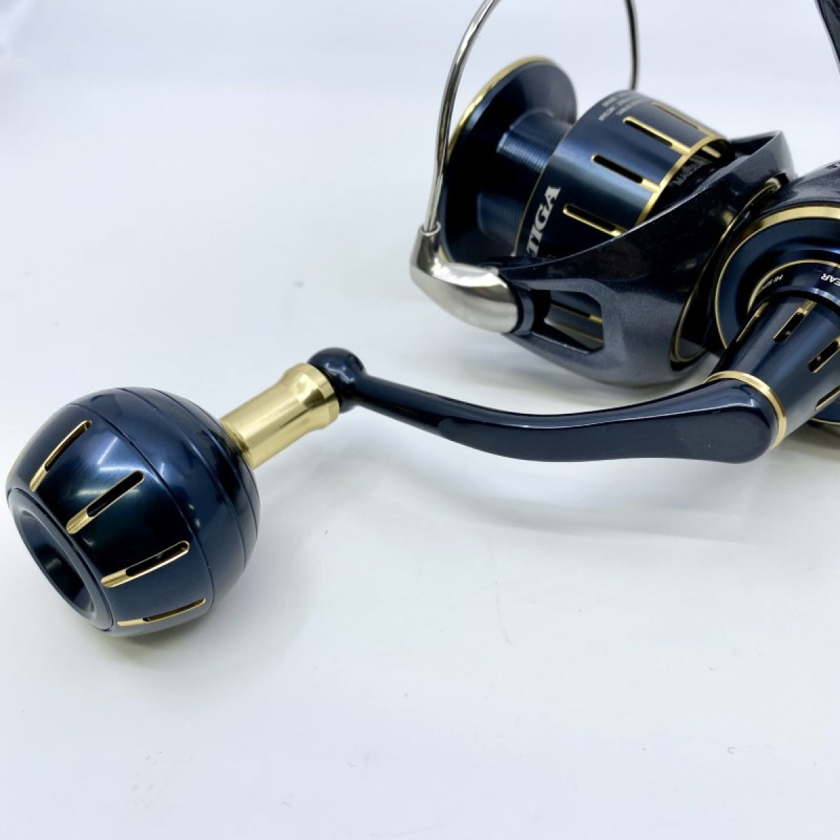 DAIWA SALTIGA 23 SALTIGA 4000-H
