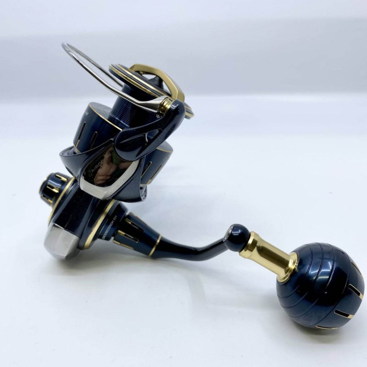 DAIWA 23 SALTIGA 4000-H - Britannic Trade