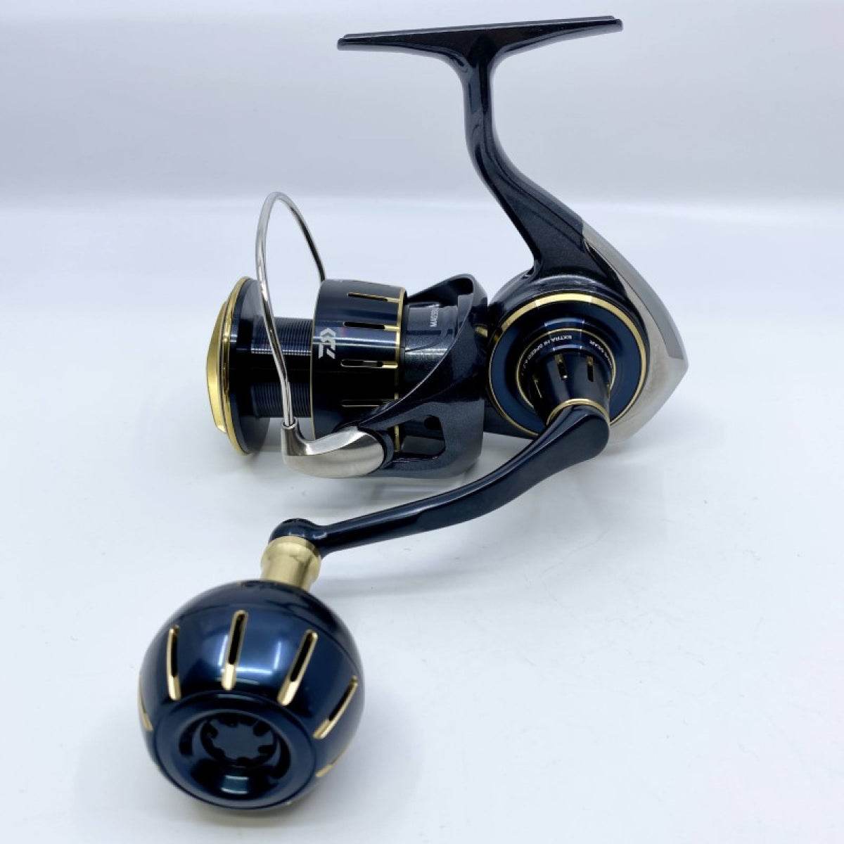 DAIWA 23 SALTIGA 4000-XH - Britannic Trade