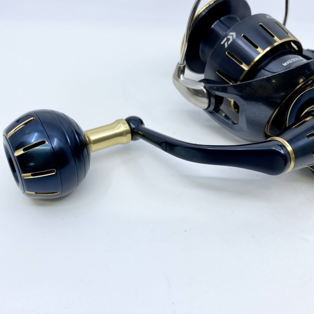 DAIWA 23 SALTIGA 4000-XH