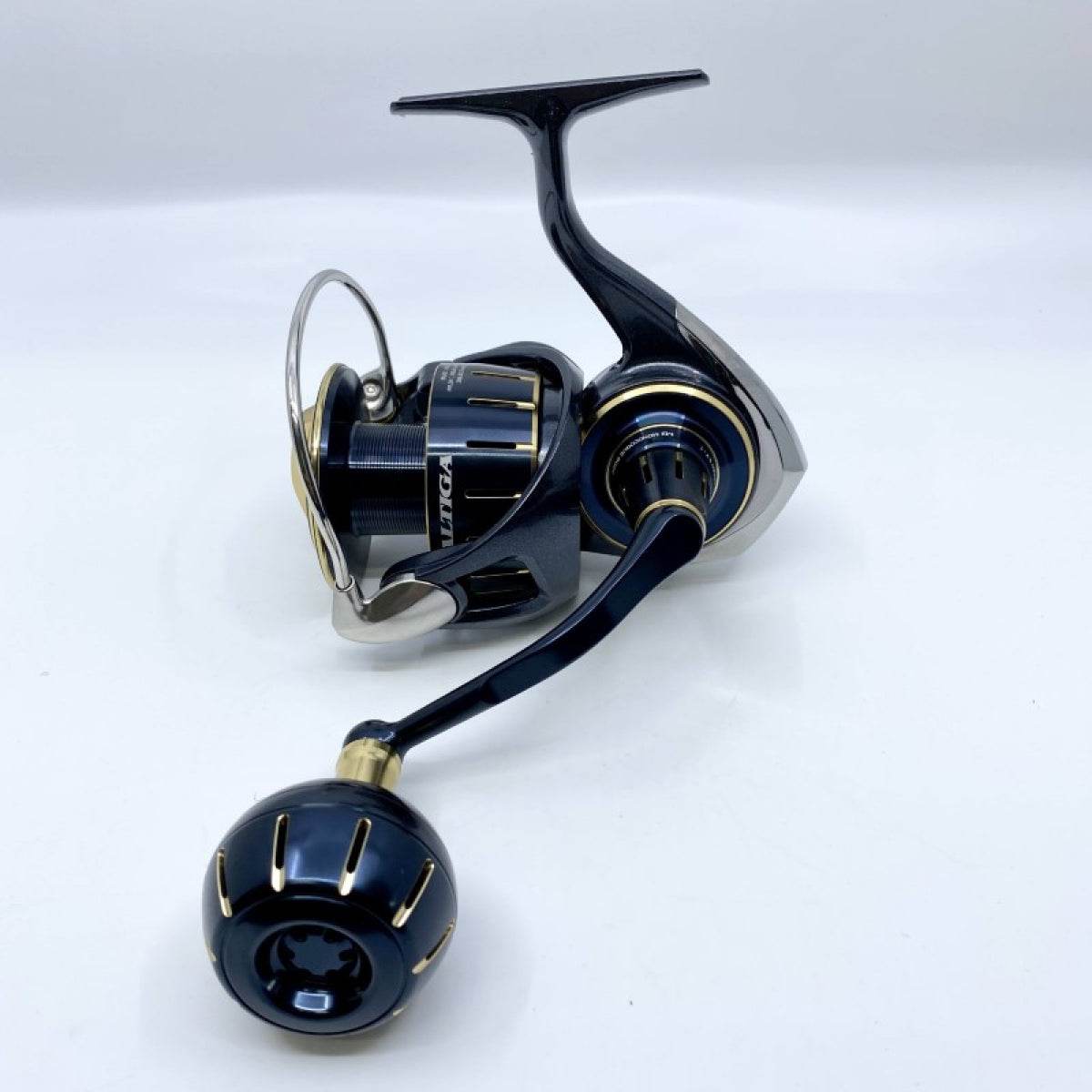 DAIWA 23 SALTIGA 6000-H - Britannic Trade