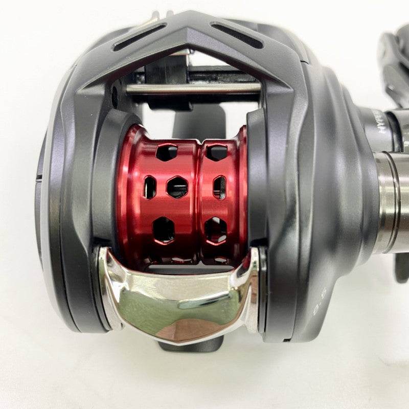 DAIWA 25 ALPHAS BF TW 8.5R - Britannic Trade