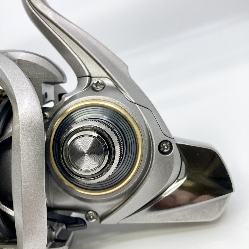 DAIWA 23 LONGBEAM 35 QD #12 fishing reel — photo 2