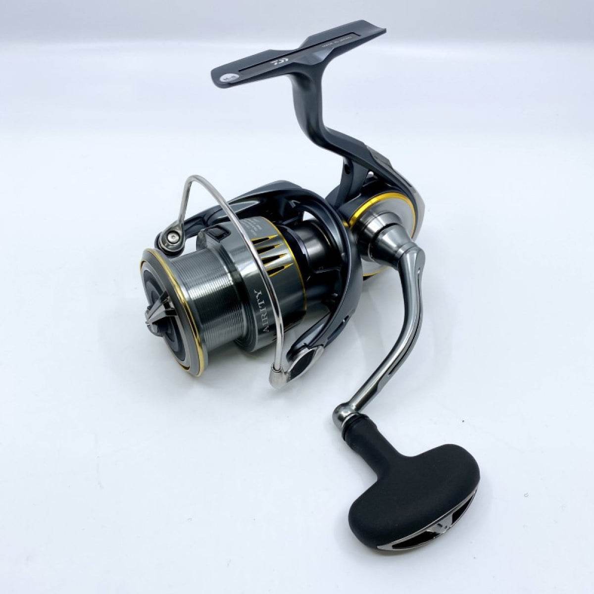 DAIWA 23 AIRITY LT4000-XH - Britannic Trade