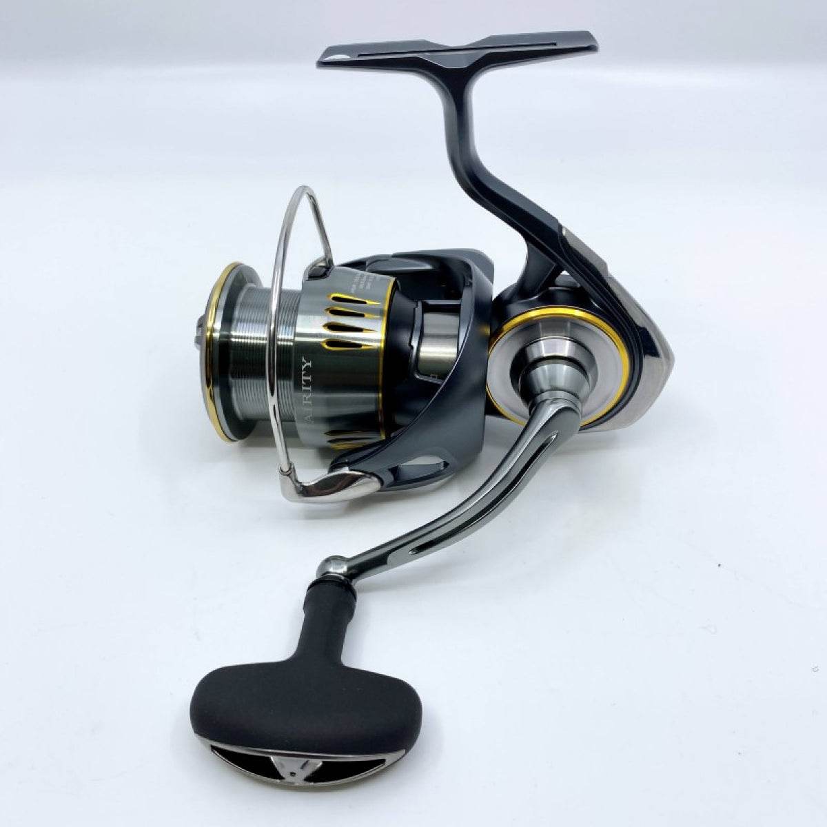 DAIWA 23 AIRITY LT4000-XH - Britannic Trade