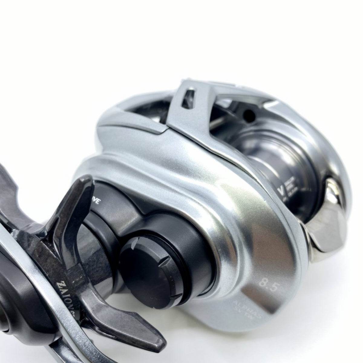 DAIWA 22 ALPHAS SV TW 800S-XHL - Britannic Trade