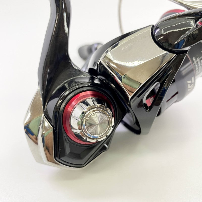 DAIWA 23 Gekka Bijin LT 2000S fishing reel — photo 2