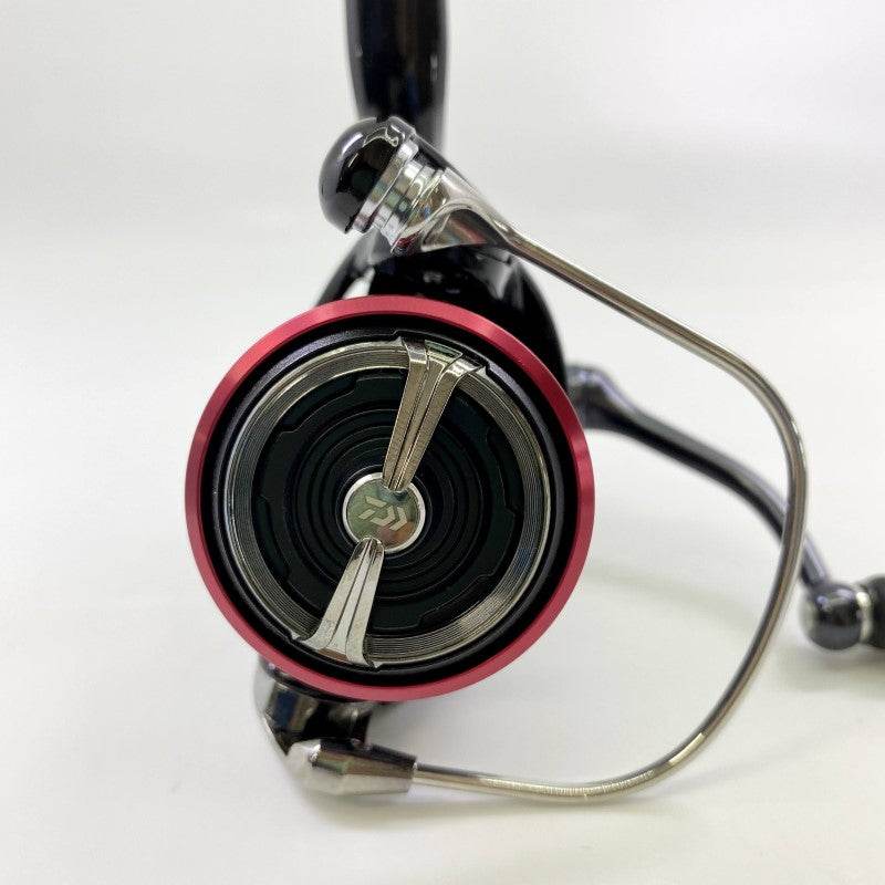 DAIWA 23 Gekka Bijin LT 2000S - Britannic Trade