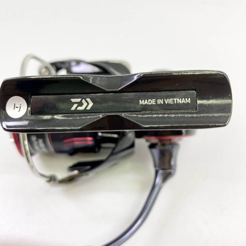 DAIWA 23 Gekka Bijin LT 2000S-H - Britannic Trade