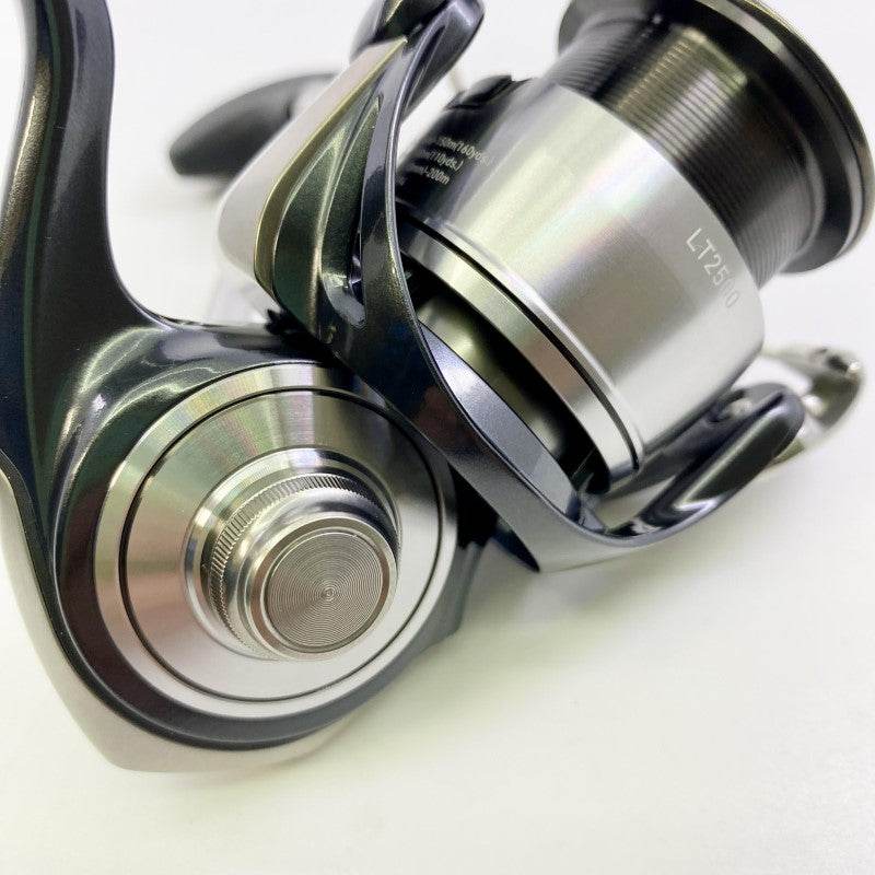 DAIWA 24 CERTATE LT 2500 - Britannic Trade