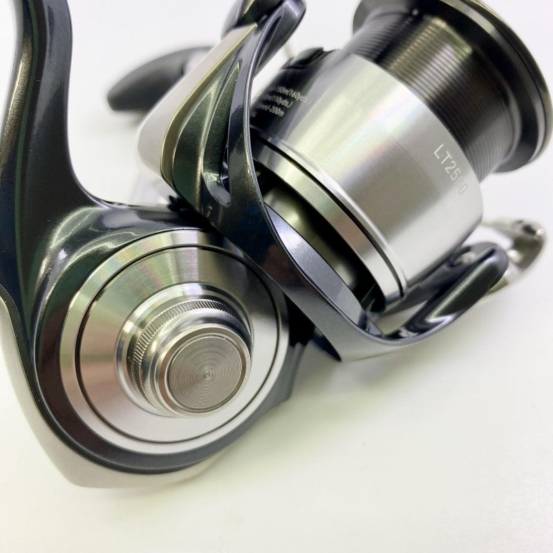 DAIWA 24 CERTATE LT 2500 fishing reel — photo 2