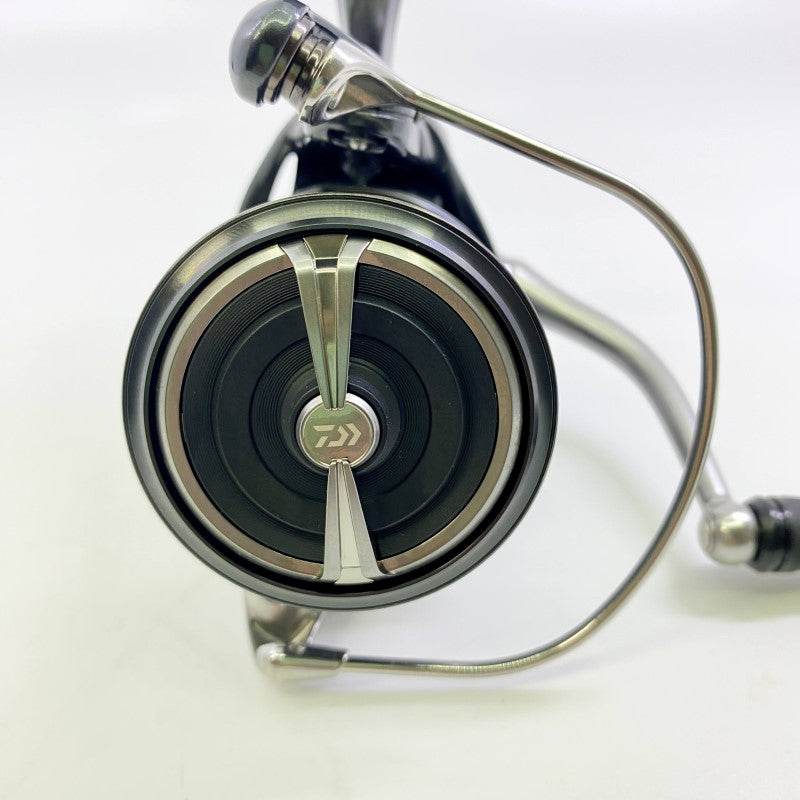 DAIWA 24 CERTATE LT 4000-CXH - Britannic Trade