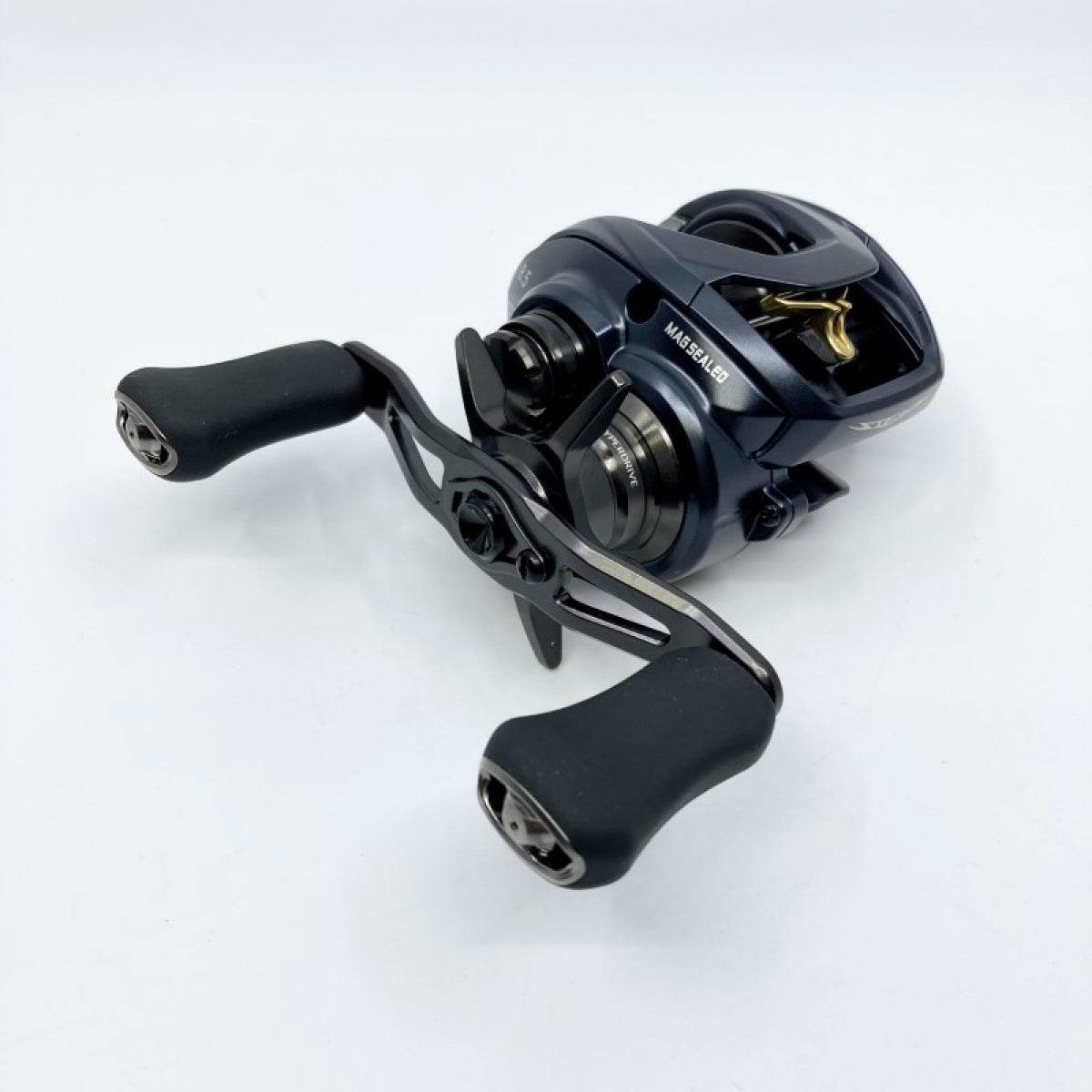 DAIWA 23 STEEZ A II TW 1000XH - Britannic Trade