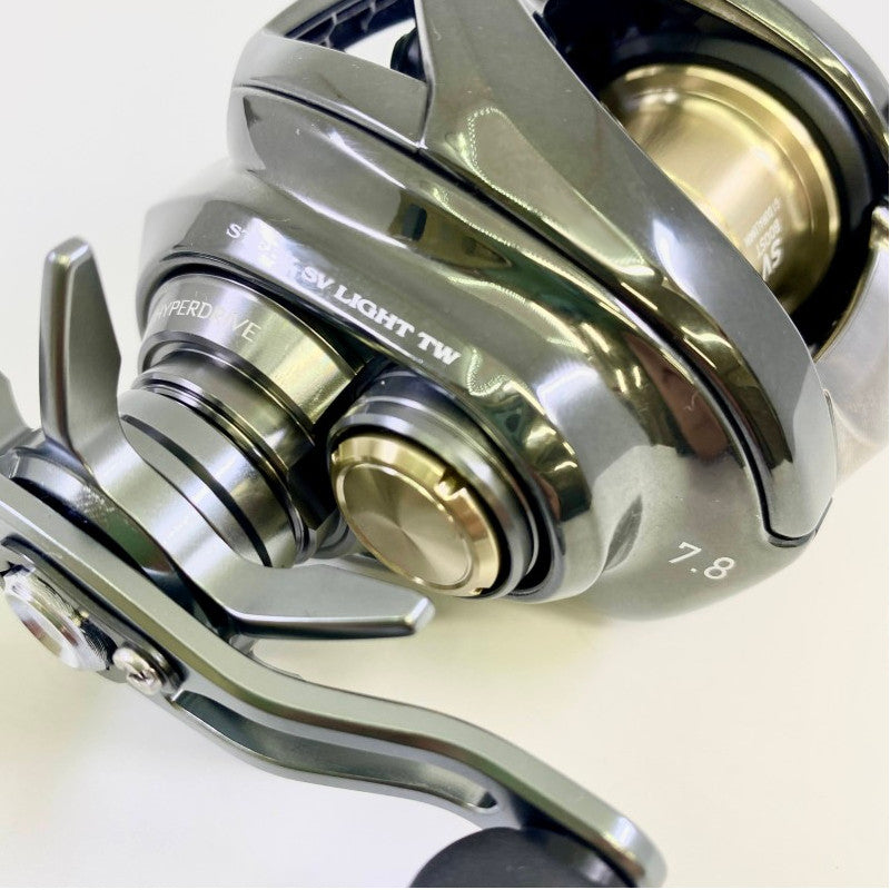 DAIWA STEEZ SV LIGHT TW 26 STEEZ SV LIGHT TW 100HL LEFT