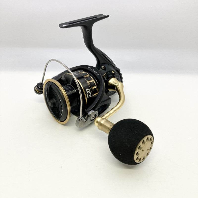 DAIWA 23 BG SW 5000D-CXH - Britannic Trade
