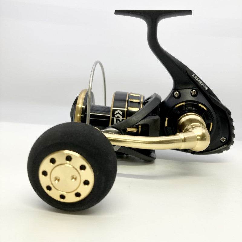 DAIWA 23 BG SW 8000-H - Britannic Trade