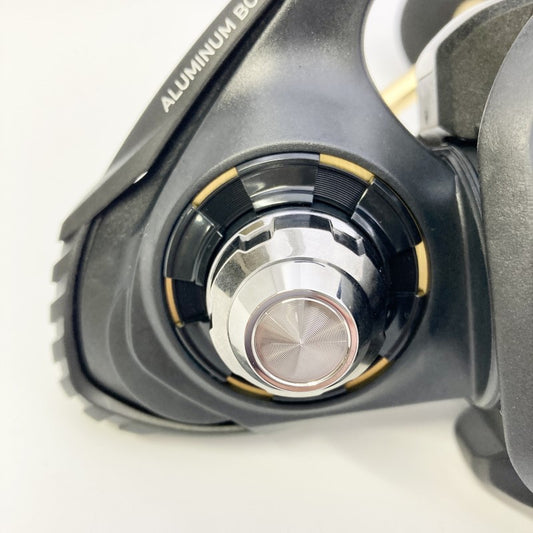 DAIWA BG SW 23 BG SW 10000-H fishing reel — photo 2