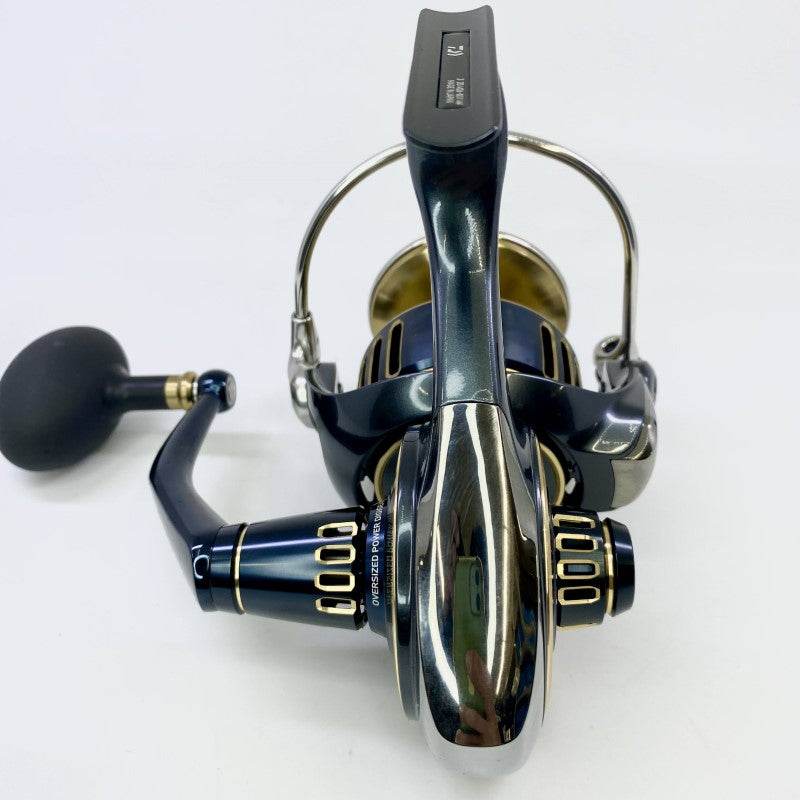 DAIWA 25 SALTIGA 8000-H - Britannic Trade