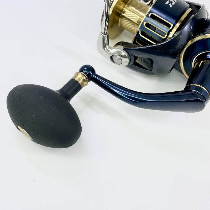 DAIWA 25 SALTIGA 8000-H - Britannic Trade