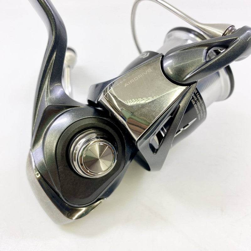 DAIWA 24 LUVIAS LT2000S-P - Britannic Trade