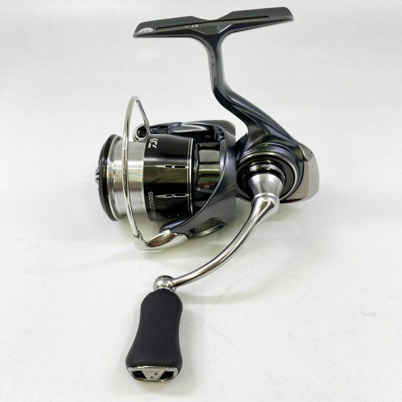 DAIWA 24 LUVIAS LT2500S - Britannic Trade