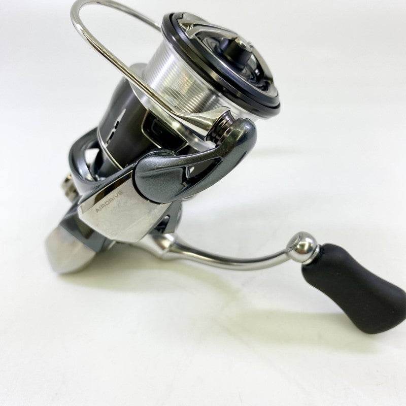 DAIWA 24 LUVIAS LT2500S - Britannic Trade