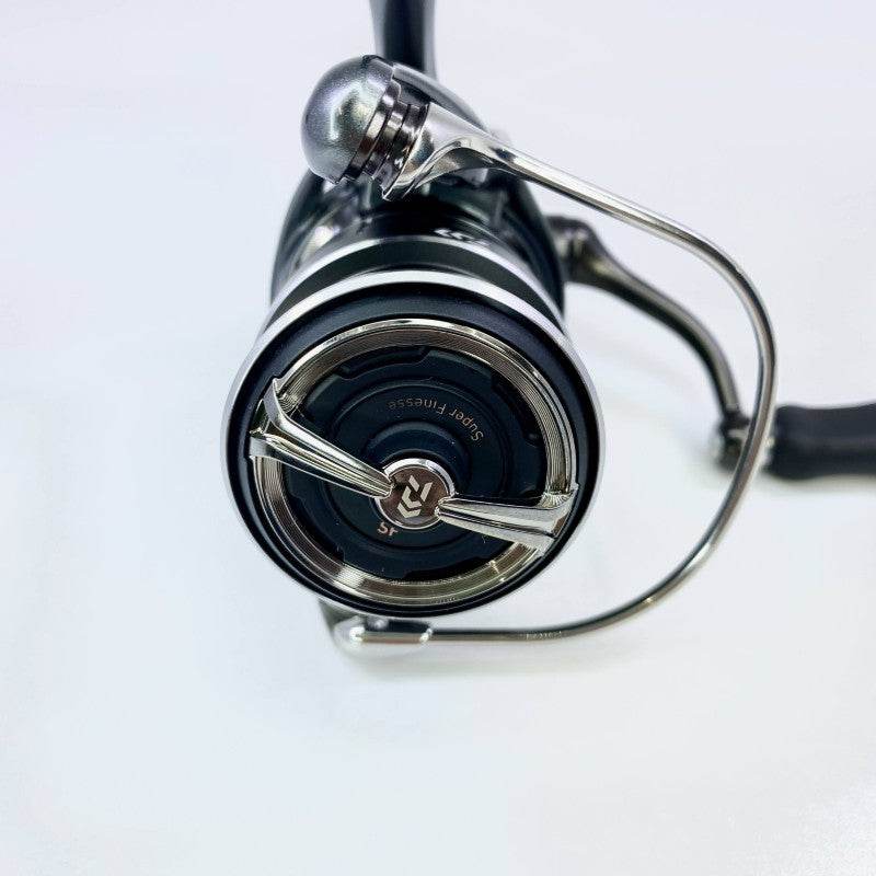DAIWA 24 LUVIAS ST SF 1000S-P - Britannic Trade